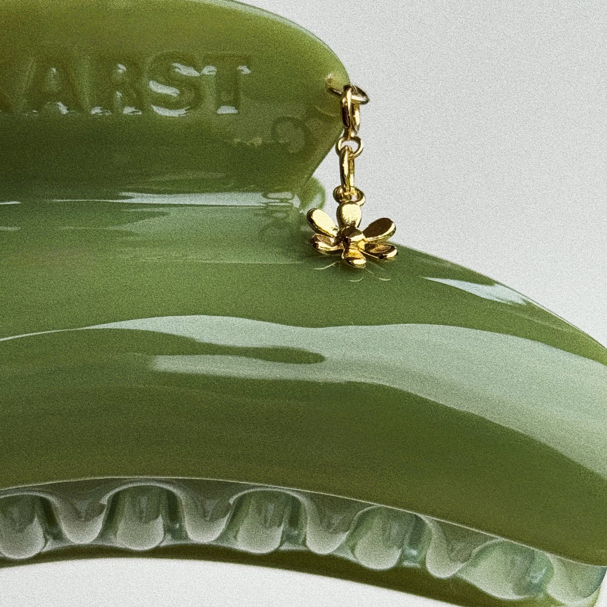 SuperClip — Olive